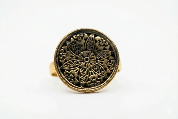 Heirloom Rosette Ring