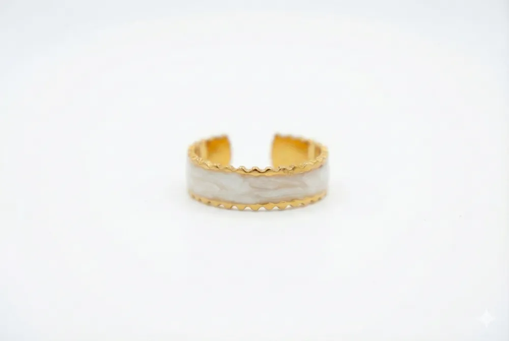 Pearlescent Crown Open Ring